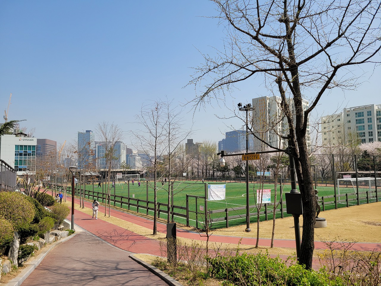 利用對手的 利用對手的